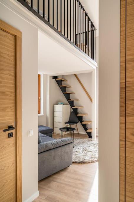 New Loft With Rooftop Terrace In The Old Town Riga Exterior foto